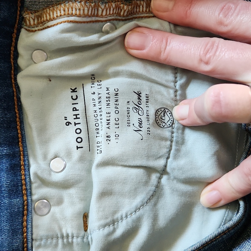 J. Crew 9" High Rise Toothpick Ankle Jean Hartley Distressed Raw Frayed Hem 28 - Picture 6 of 11